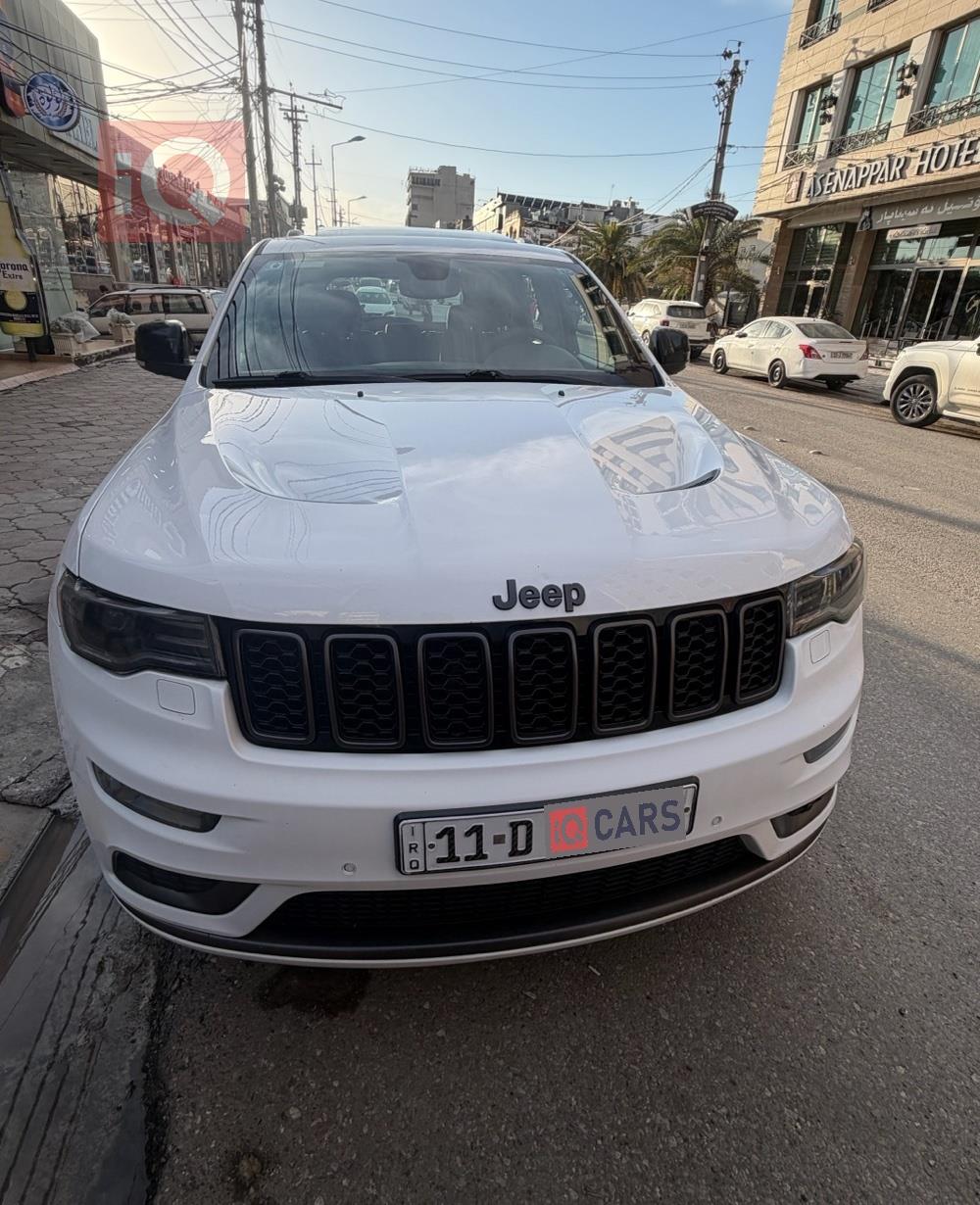 جيب جراند شيروكي